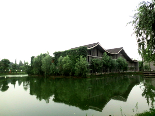 中國(guó)美術(shù)學(xué)院 王澍 綠色 建筑 設(shè)計(jì) 屋頂 綠化 中國(guó)風(fēng)景園林網(wǎng)
